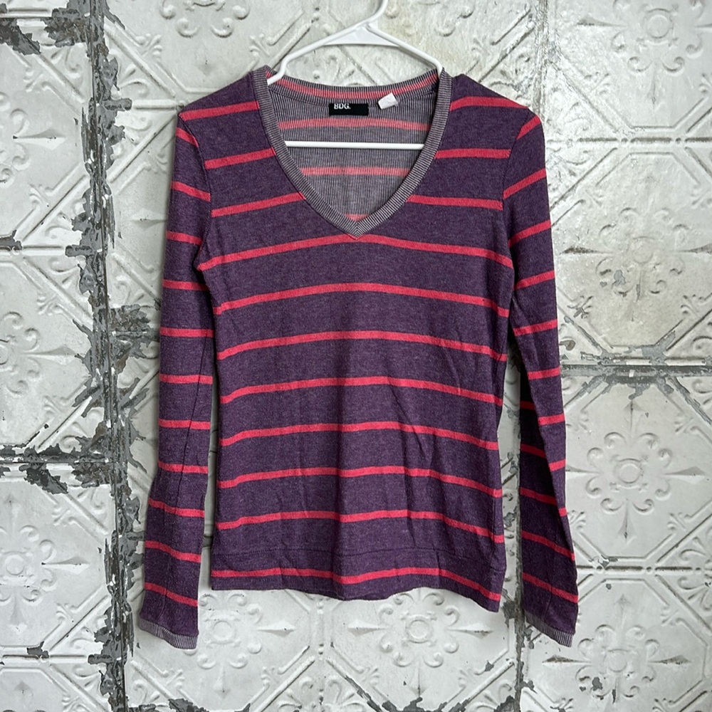 BDG striped long sleeve vneck